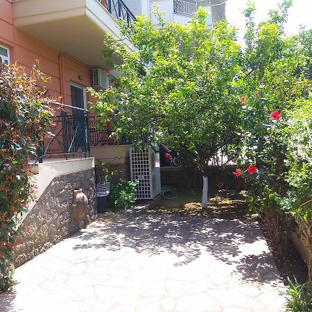 Limonchello Acomodação com café da manhã Calamata Exterior foto